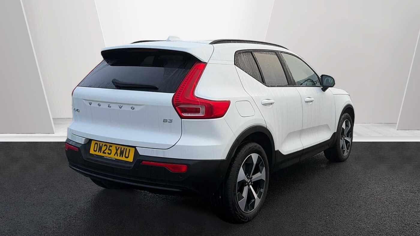 Used Volvo XC40 2025 for sale - 77611759: Photo 2