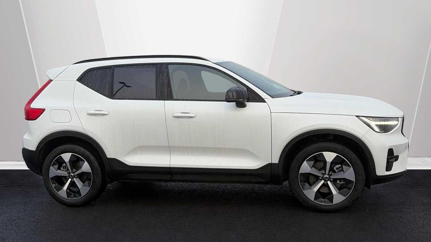 Used Volvo XC40 2025 for sale - 77611759: Photo 3