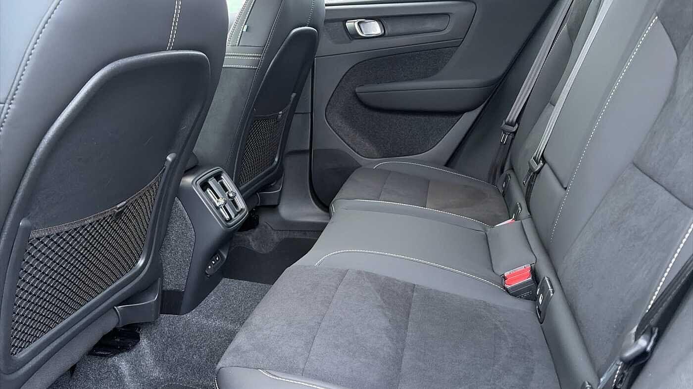 Used Volvo XC40 2025 for sale - 77611759: Photo 35