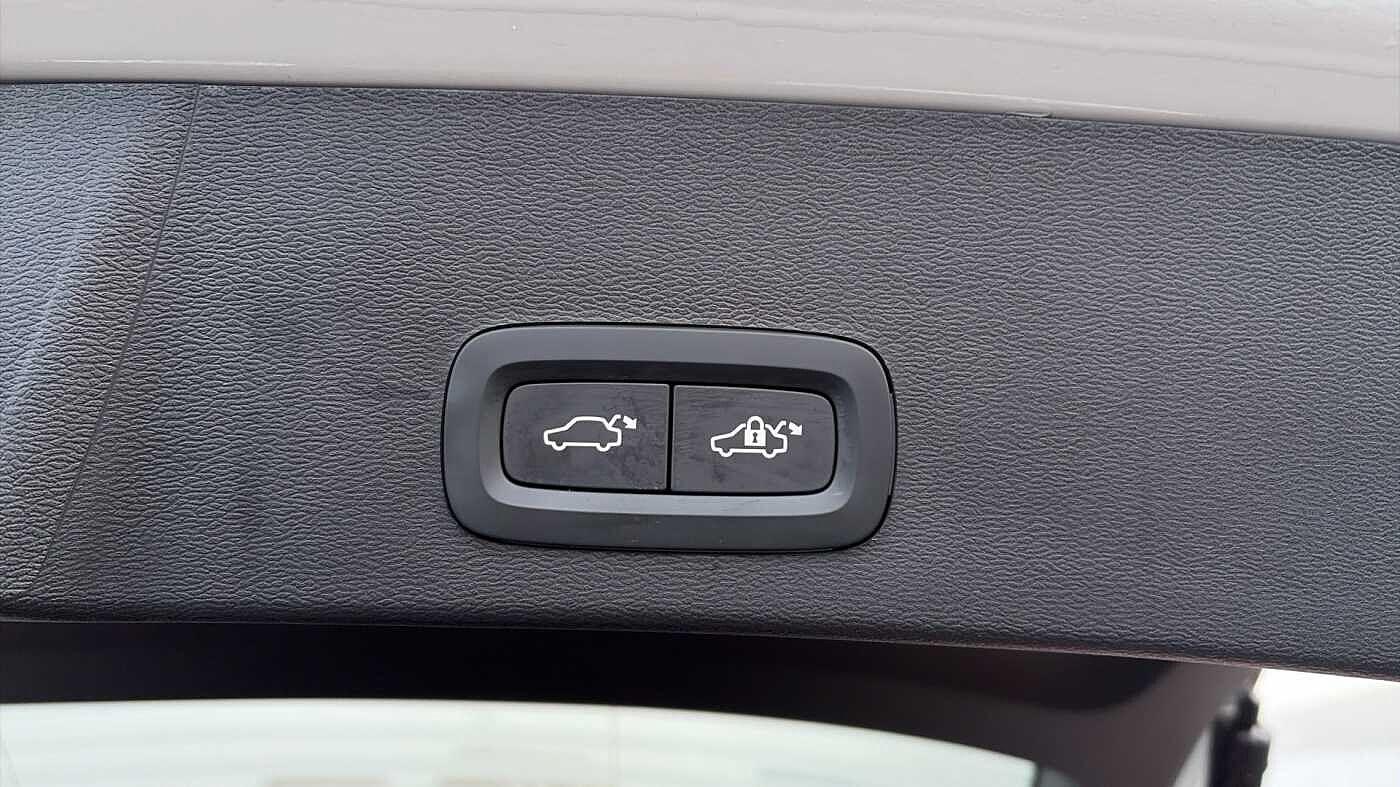 Used Volvo XC40 2025 for sale - 77611759: Photo 41