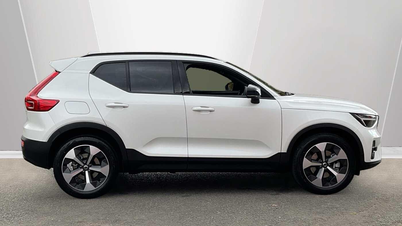 Used Volvo XC40 2025 for sale - 77478510: Photo 3