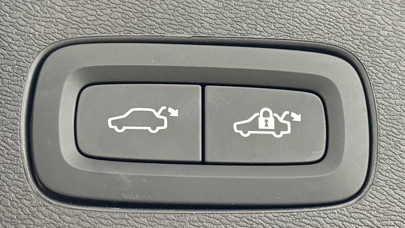 Used Volvo XC60 2025 for sale - 76780703: Photo 18