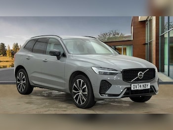 2025 (74) - 2.0 B5P Plus Dark 5dr AWD Geartronic