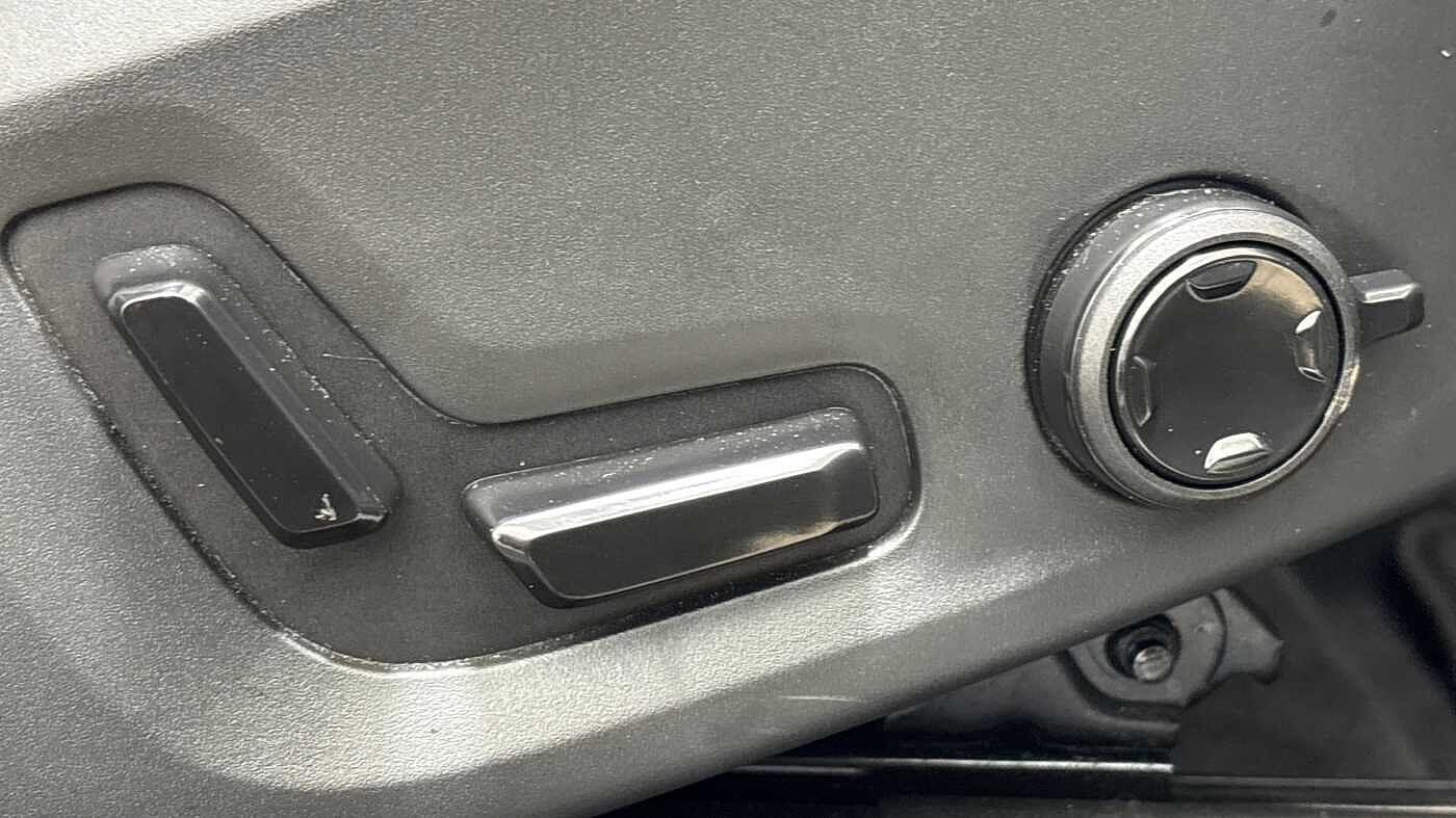 Used Volvo XC60 2025 for sale - 76780703: Photo 27