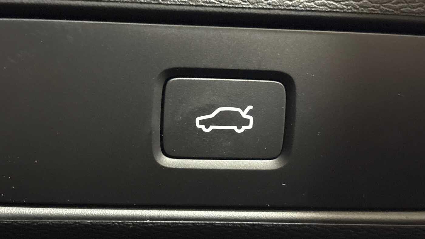 Used Volvo XC40 2024 for sale - 76336468: Photo 30
