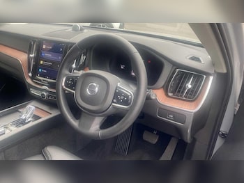 Used Volvo XC60 2024 for sale - 75552418: Photo
