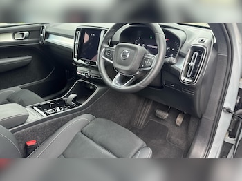 Used Volvo XC40 2025 for sale - 78684963: Photo