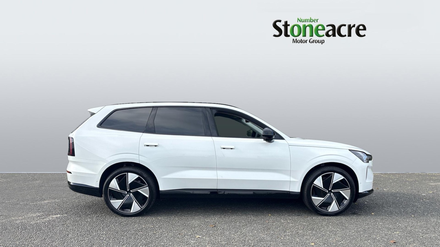 Used Volvo EX90 2025 for sale - 76109334: Photo 3