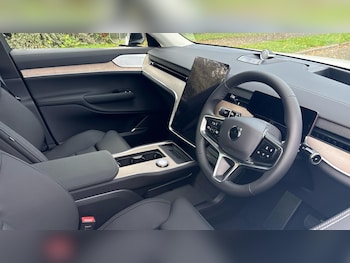 Used Volvo EX90 2025 for sale - 76109334: Photo