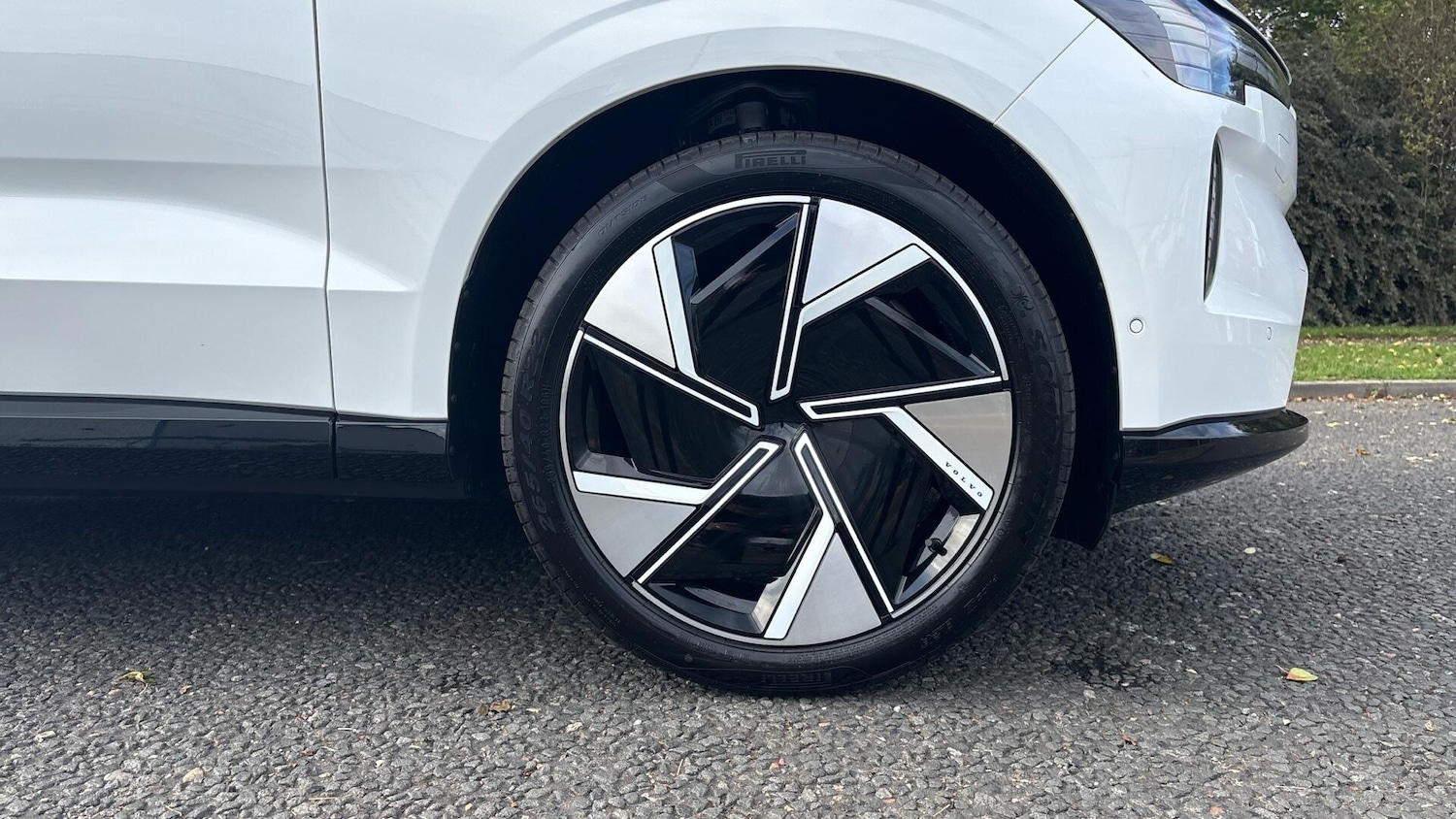 Used Volvo EX90 2025 for sale - 76109334: Photo 9