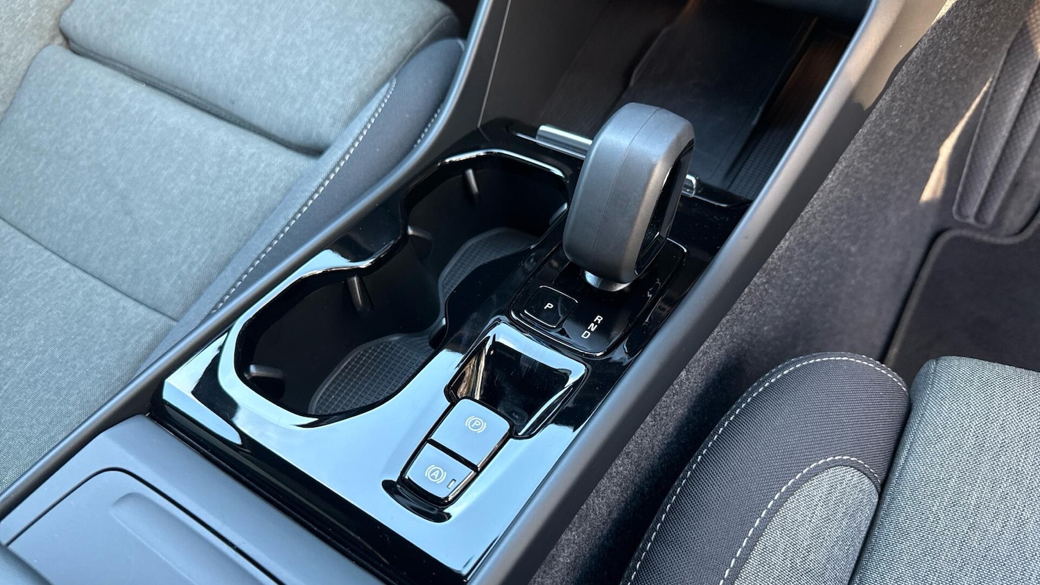 Used Volvo XC40 2023 for sale - 76499339: Photo 23