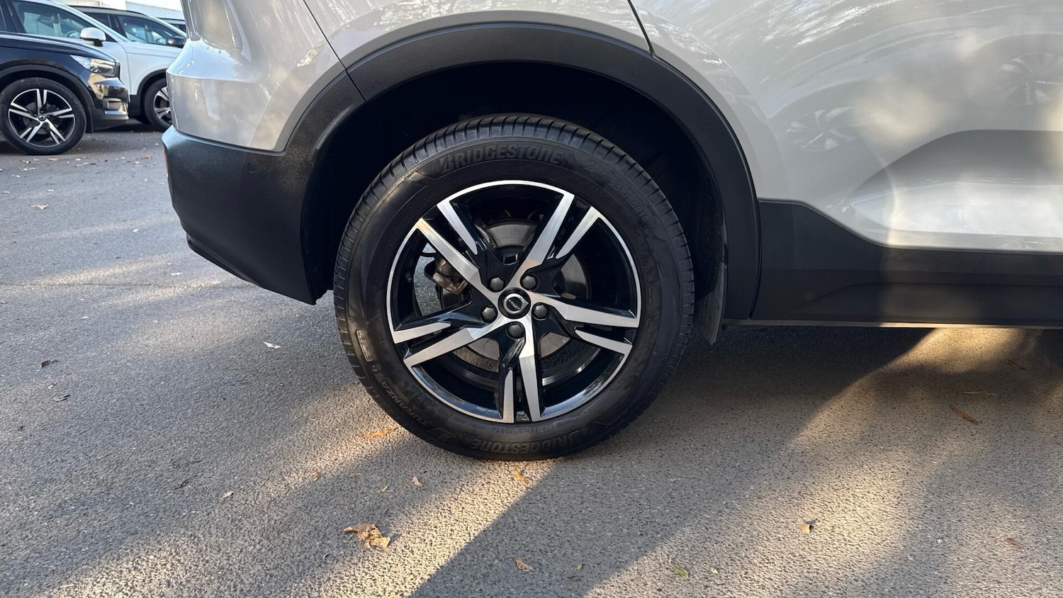 Used Volvo XC40 2023 for sale - 76499339: Photo 30