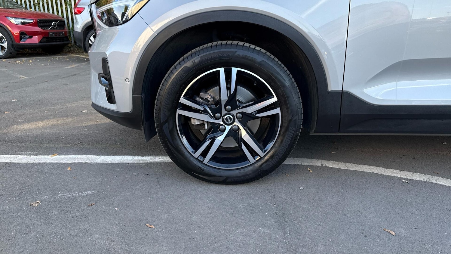 Used Volvo XC40 2023 for sale - 76499339: Photo 39