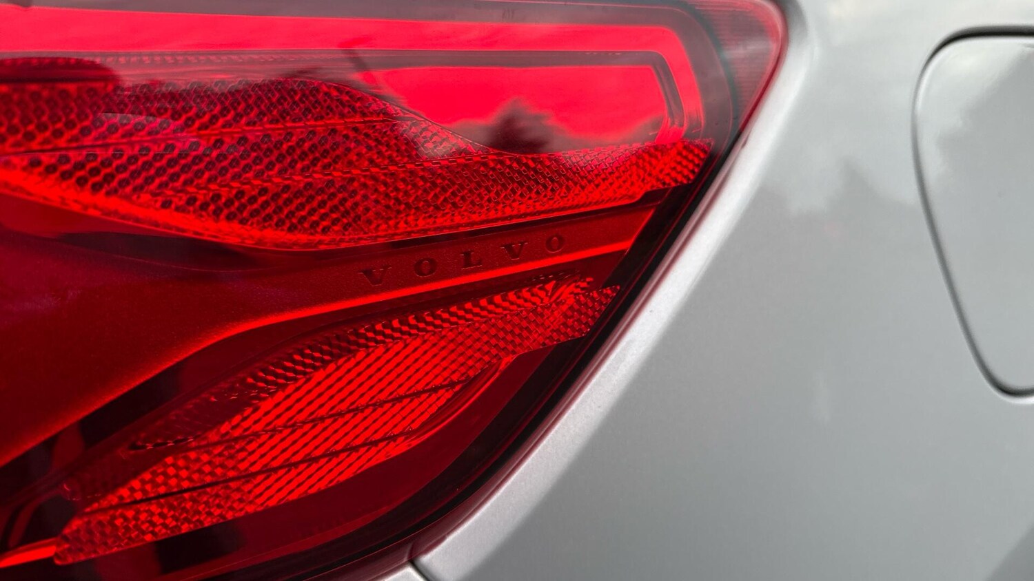 Used Volvo XC40 2024 for sale - 76337664: Photo 32