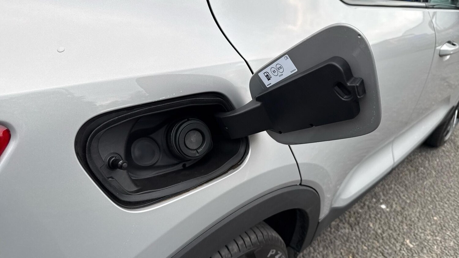 Used Volvo XC40 2024 for sale - 76337664: Photo 33