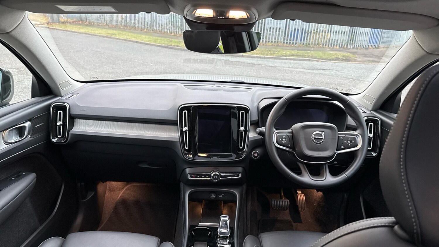 Used Volvo XC40 2024 for sale - 76337664: Photo 5