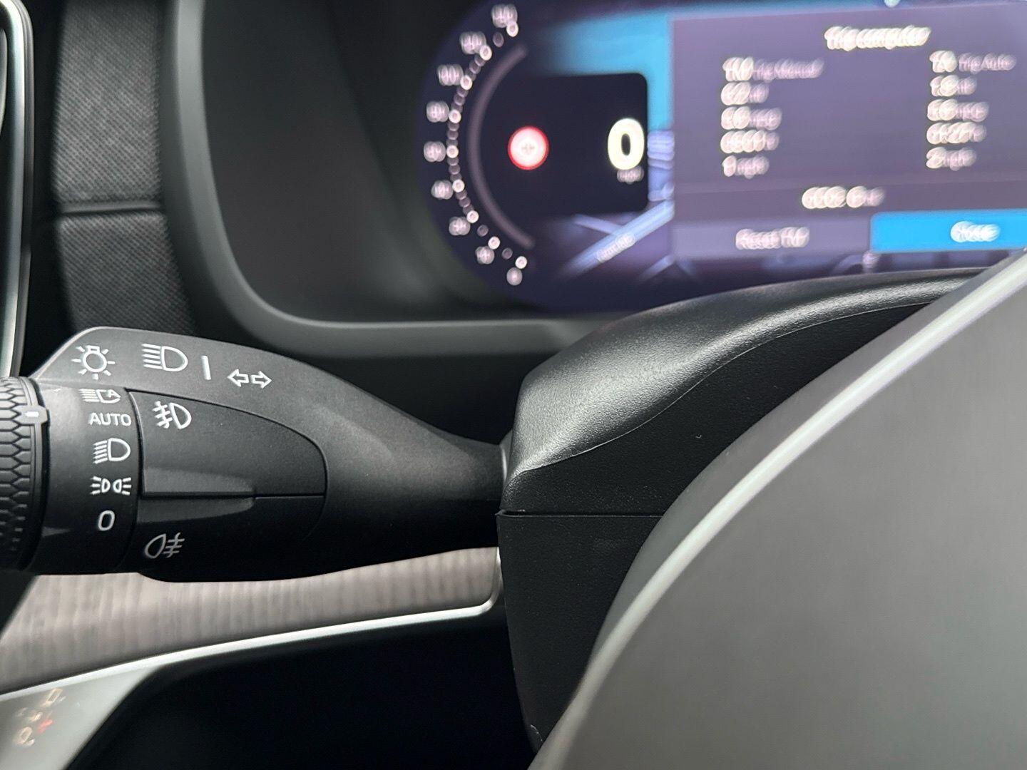 Used Volvo XC90 2025 for sale - 77049982: Photo 10