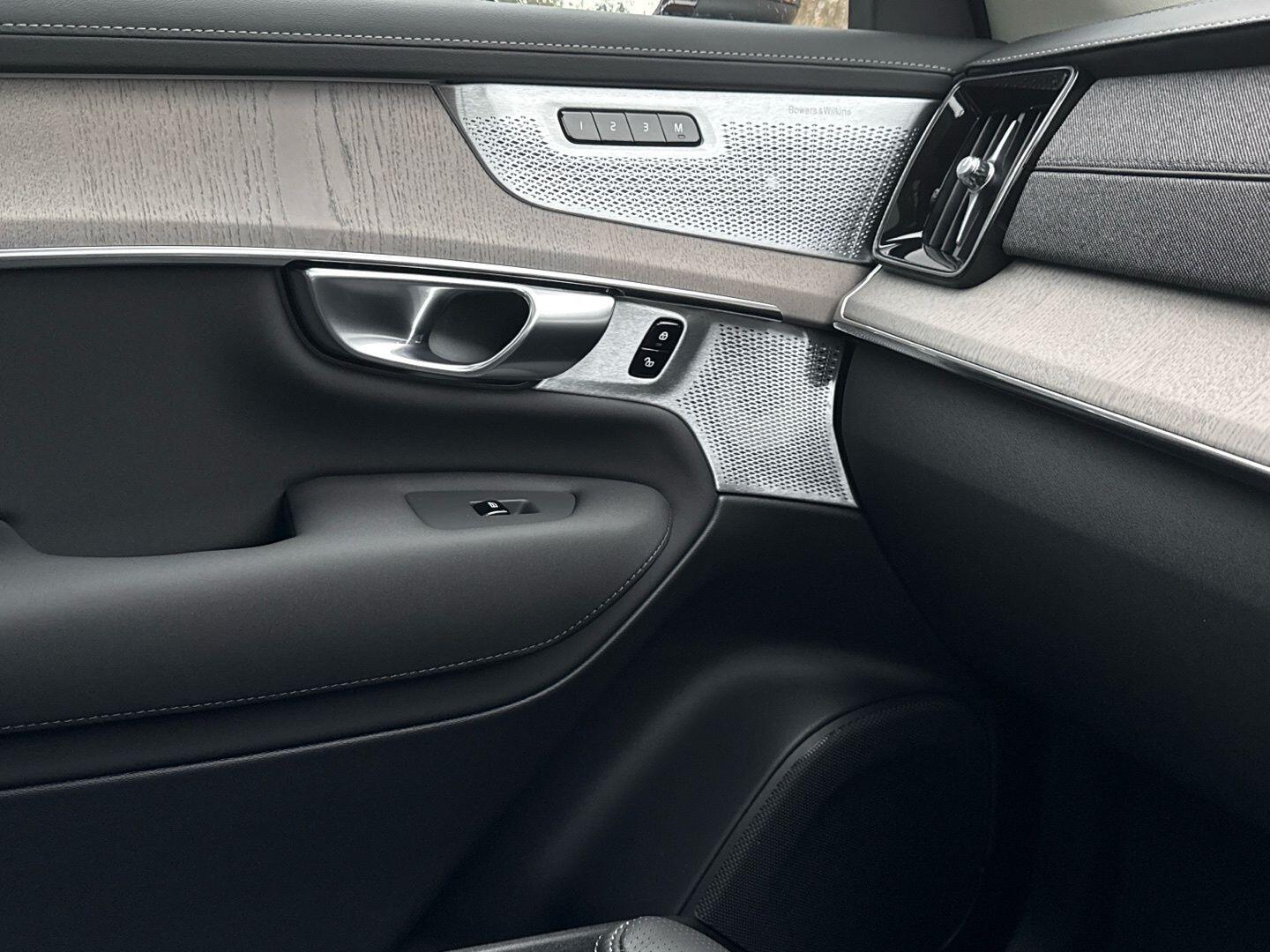 Used Volvo XC90 2025 for sale - 77049982: Photo 37