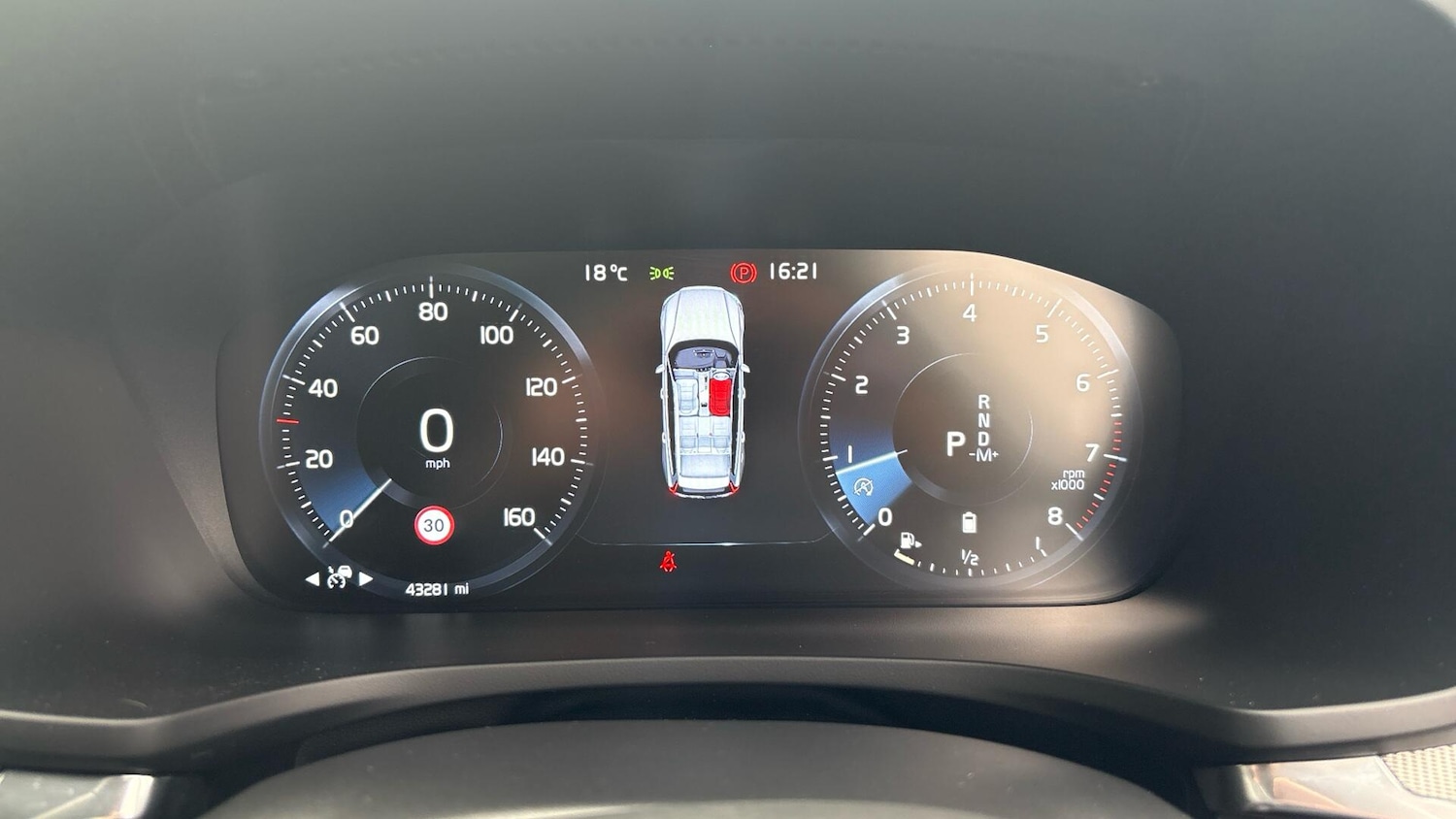Used Volvo V60 2022 for sale - 76151170: Photo 11