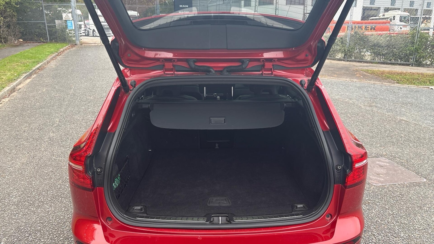 Used Volvo V60 2022 for sale - 76151170: Photo 13