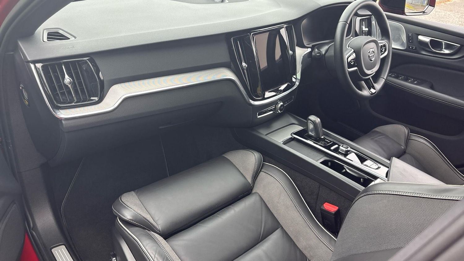 Used Volvo V60 2022 for sale - 76151170: Photo 16