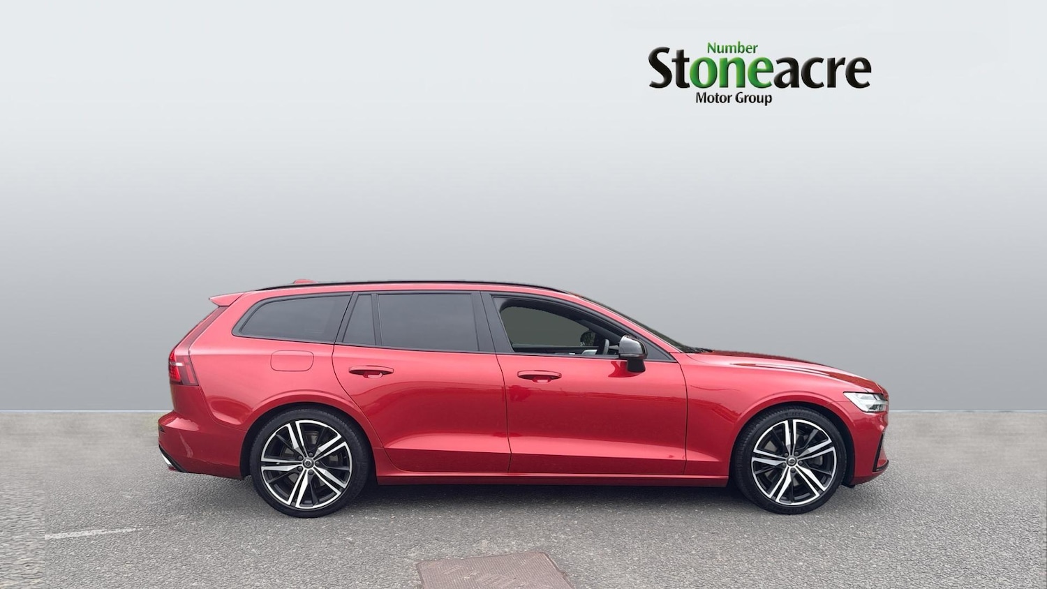 Used Volvo V60 2022 for sale - 76151170: Photo 3