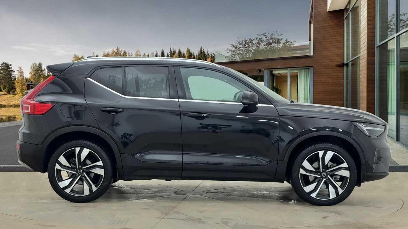 Used Volvo XC40 2024 for sale - 76336676: Photo 2