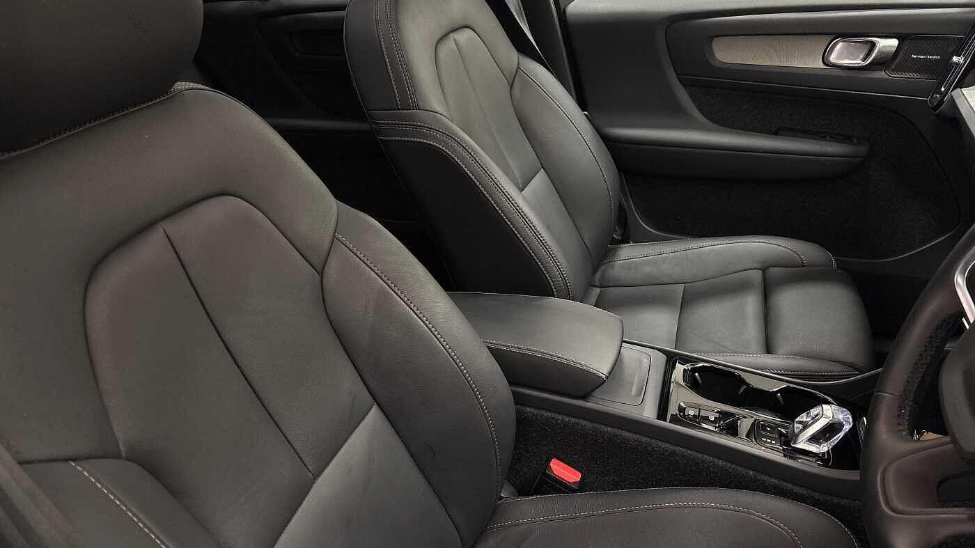 Used Volvo XC40 2024 for sale - 76336676: Photo 29