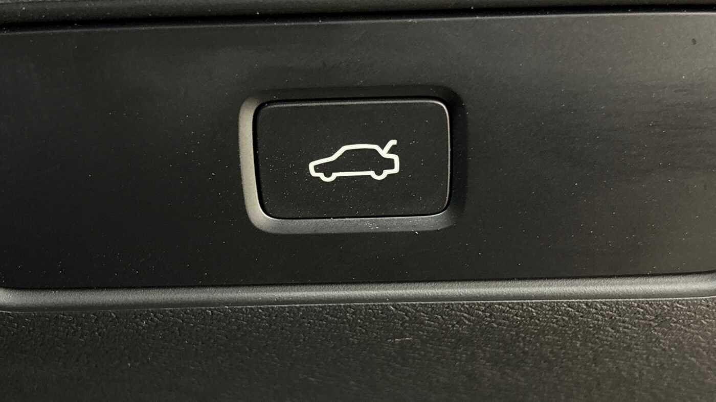Used Volvo XC40 2024 for sale - 76336676: Photo 30