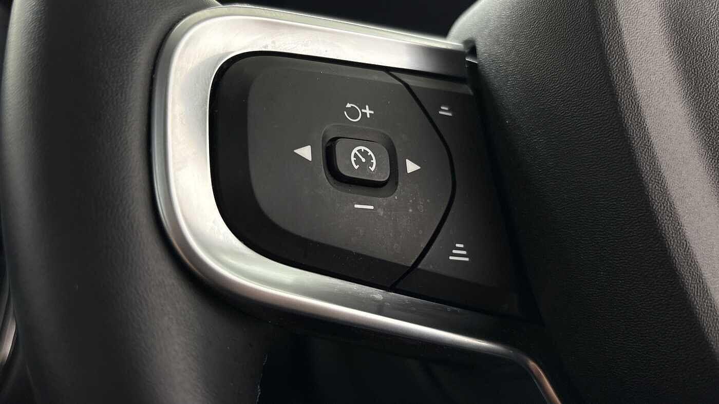 Used Volvo XC40 2024 for sale - 76336676: Photo 31