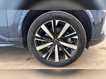 Used Volvo XC90 2025 for sale - 77807814: Photo