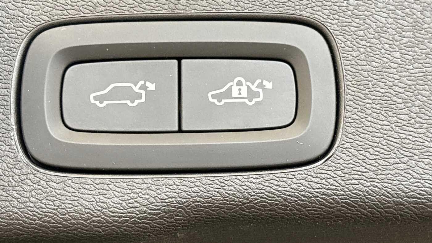 Used Volvo XC60 2025 for sale - 78058478: Photo 18