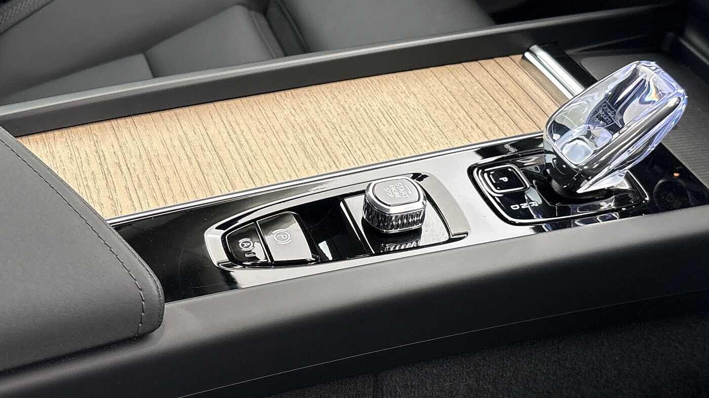 Used Volvo XC60 2025 for sale - 78058478: Photo 31