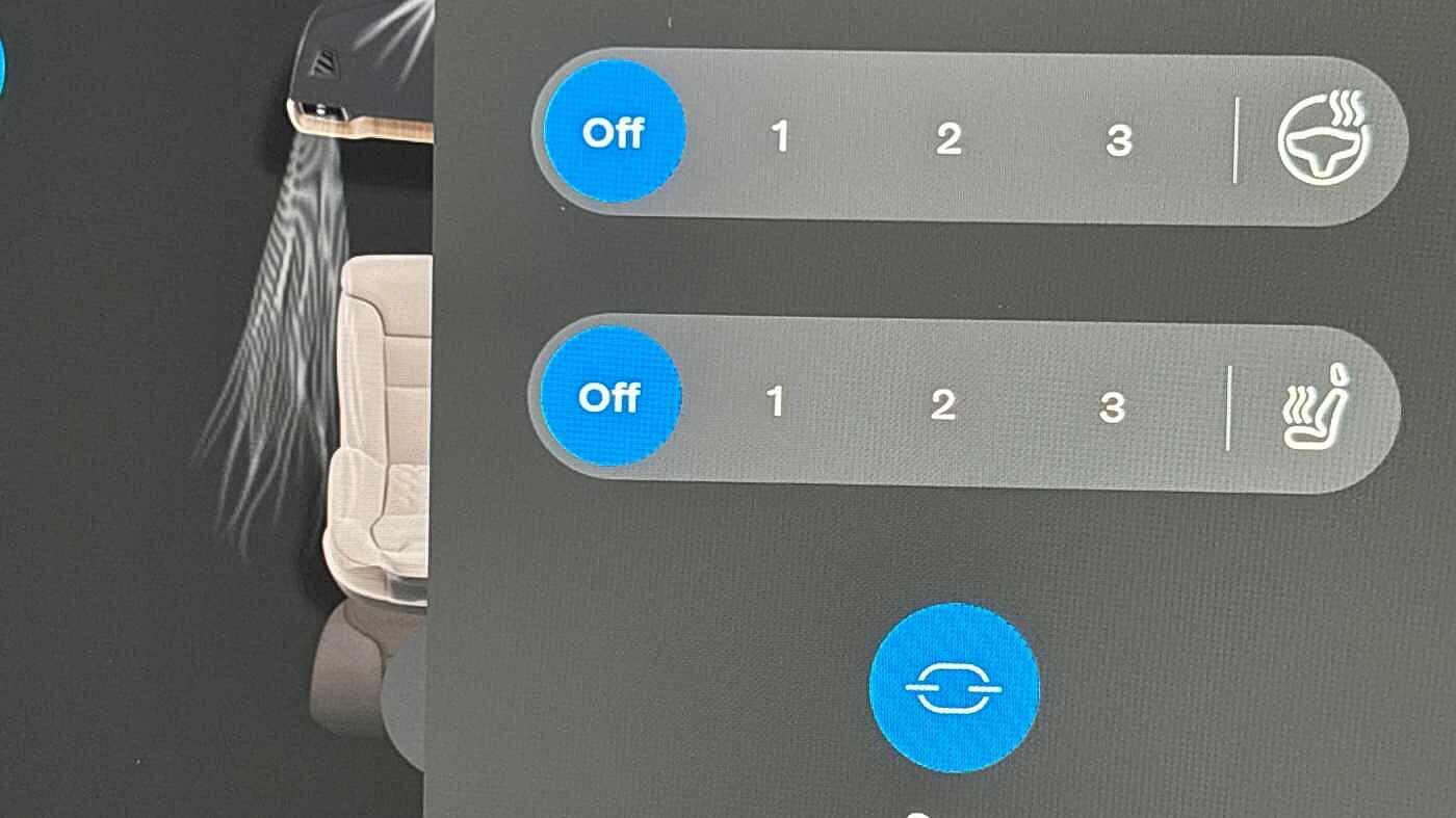 Used Volvo XC60 2025 for sale - 78058478: Photo 40