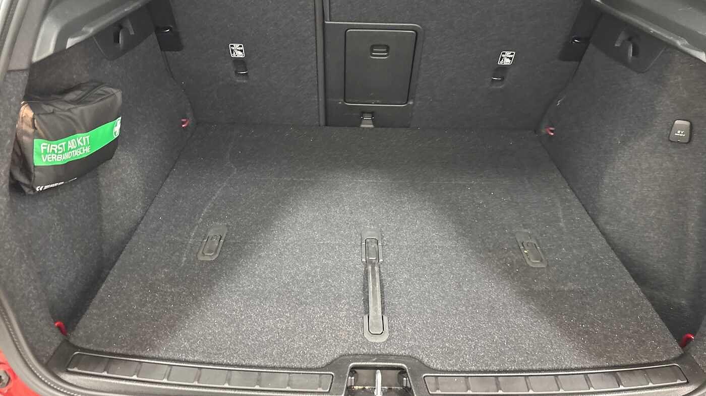 Used Volvo XC40 2024 for sale - 76337877: Photo 14