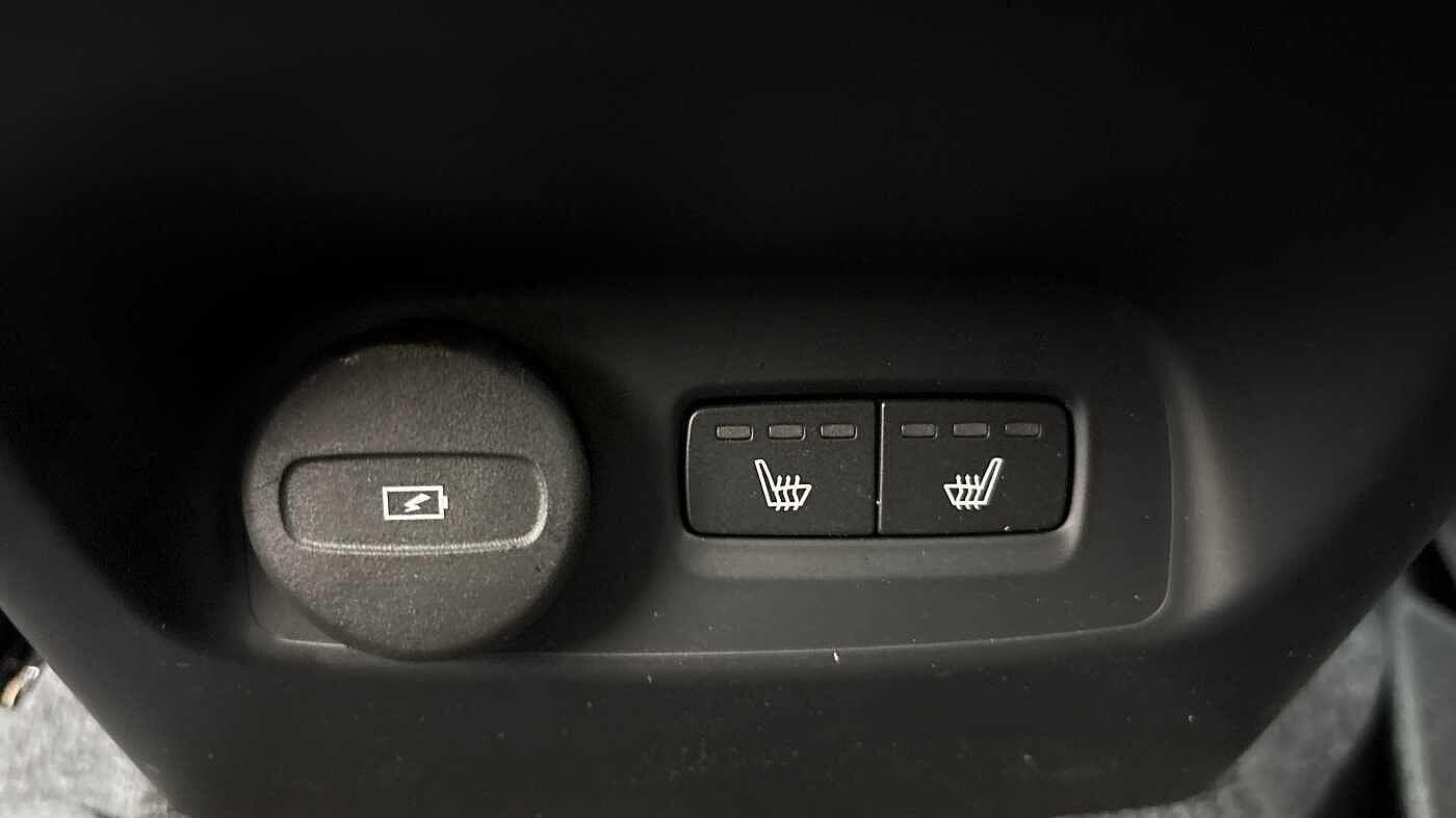 Used Volvo XC40 2024 for sale - 76337877: Photo 17