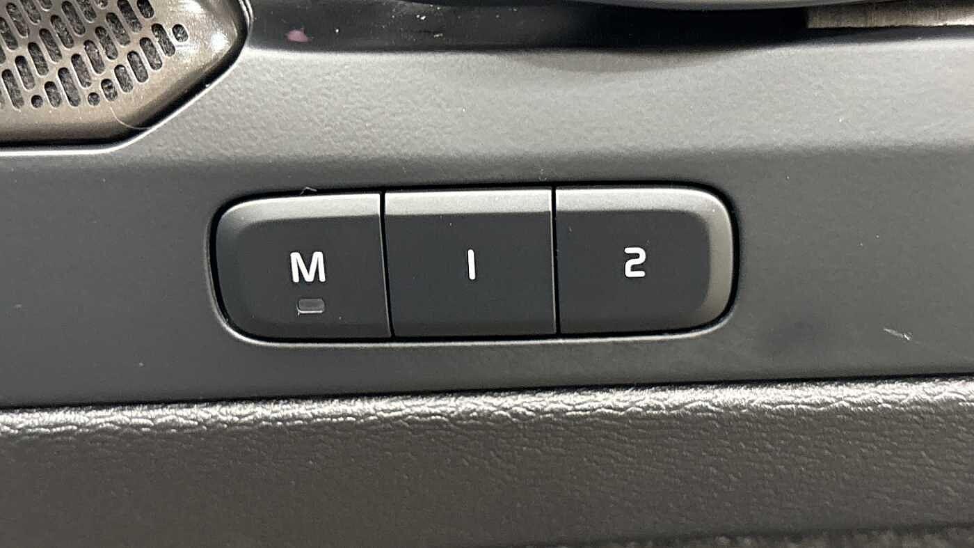 Used Volvo XC40 2024 for sale - 76337877: Photo 26