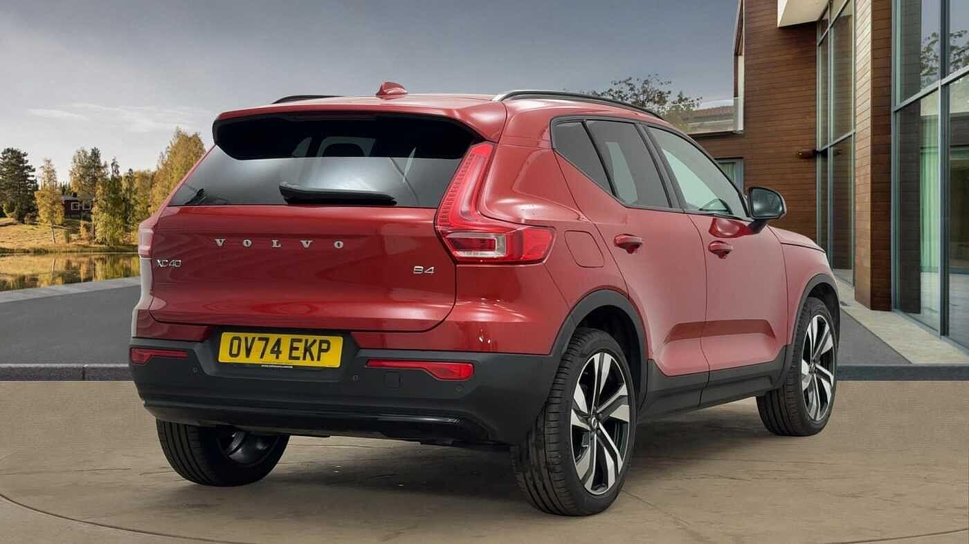 Used Volvo XC40 2024 for sale - 76337877: Photo 3