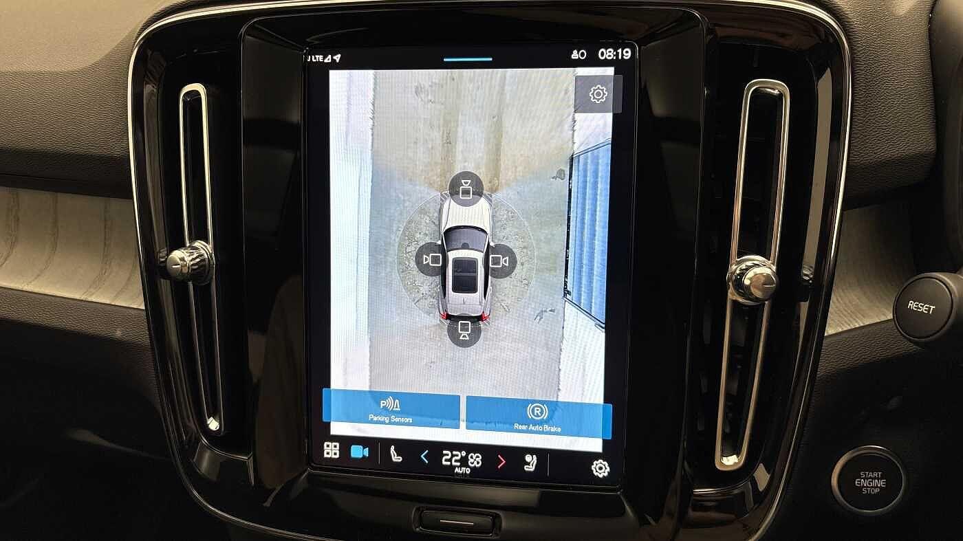 Used Volvo XC40 2024 for sale - 76337877: Photo 42