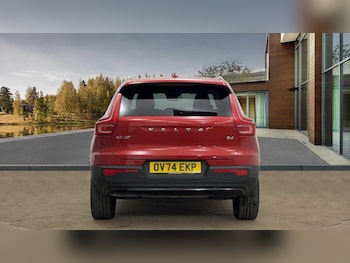 Used Volvo XC40 2024 for sale - 76337877: Photo