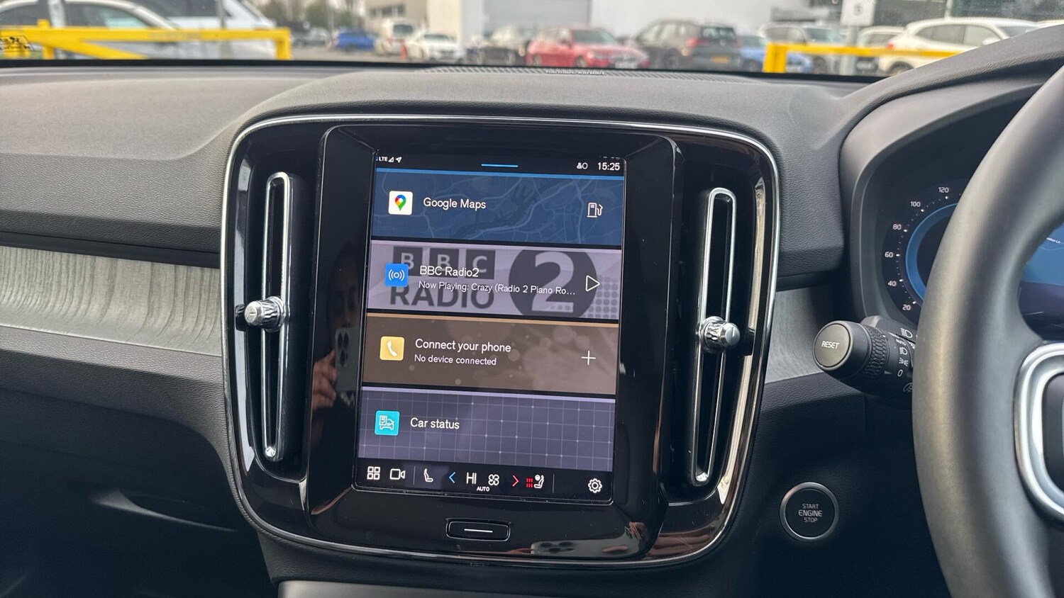 Used Volvo XC40 2025 for sale - 77538304: Photo 12