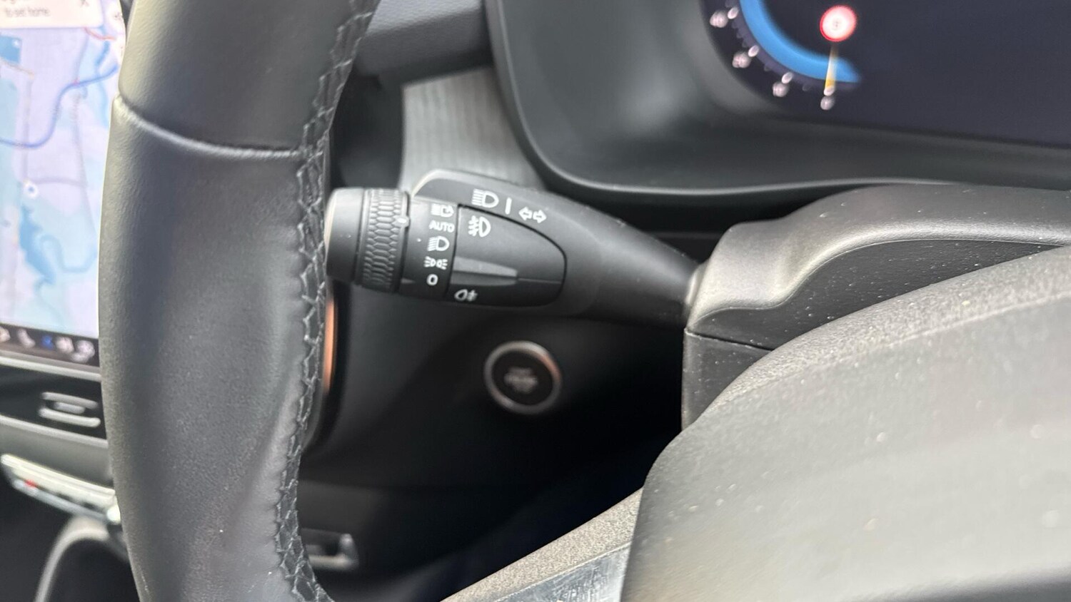 Used Volvo XC40 2025 for sale - 77538304: Photo 18