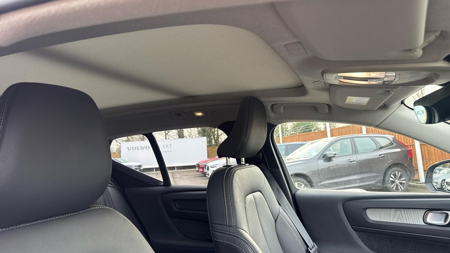 Used Volvo XC40 2025 for sale - 77538304: Photo 29