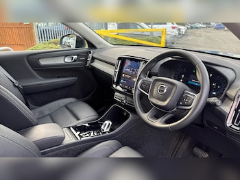 Used Volvo XC40 2025 for sale - 77538304: Photo