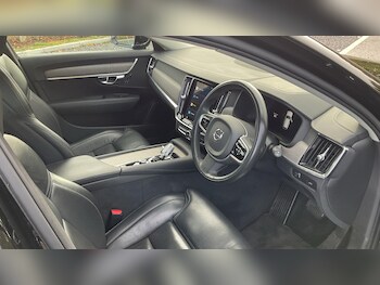 Used Volvo V90 2021 for sale - 76337223: Photo