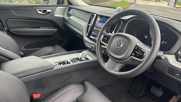 Used Volvo XC60 2024 for sale - 75647206: Photo 4
