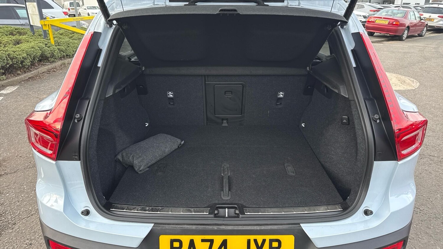 Used Volvo XC40 2025 for sale - 77970727: Photo 13