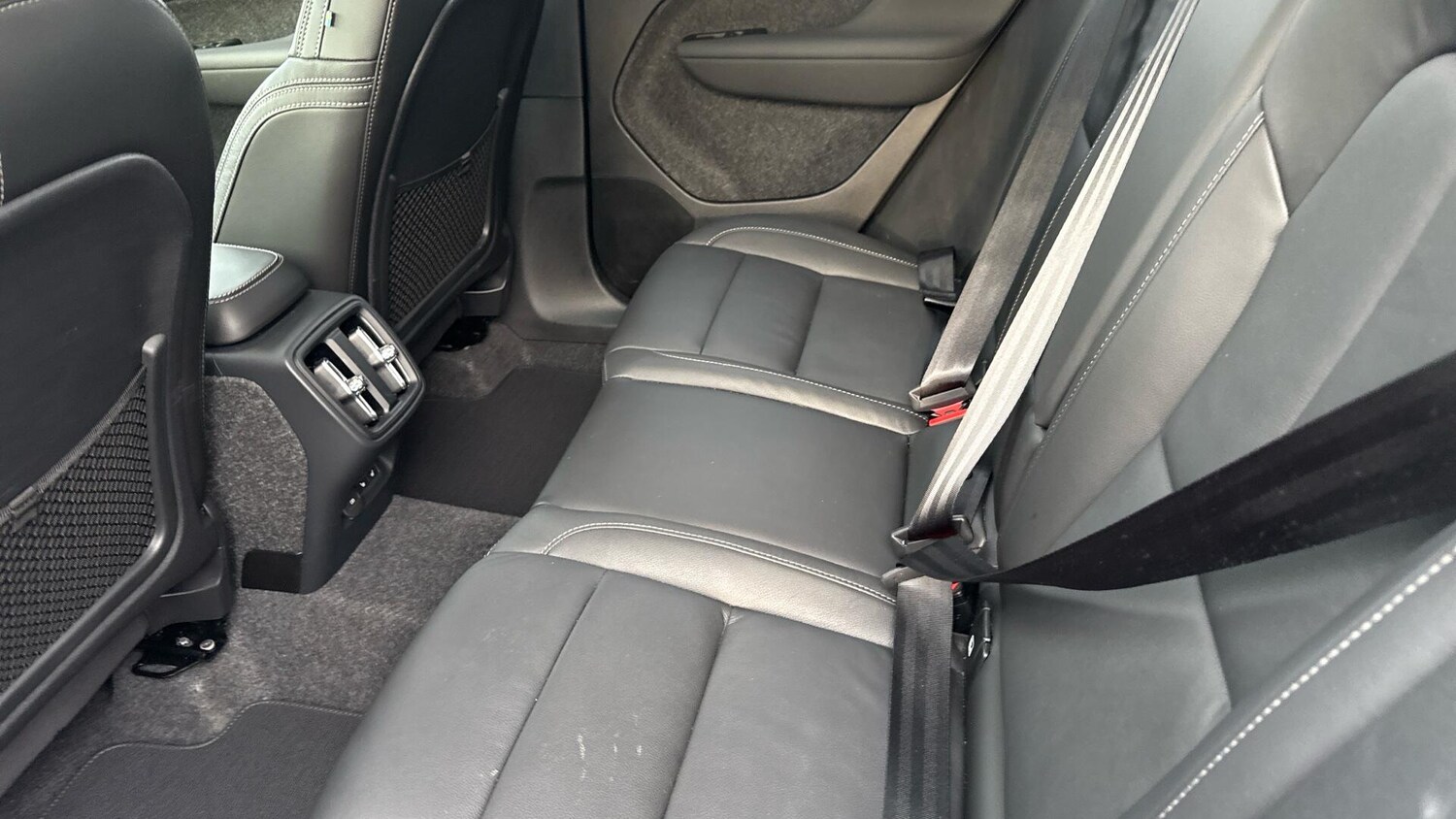 Used Volvo XC40 2025 for sale - 77970727: Photo 30