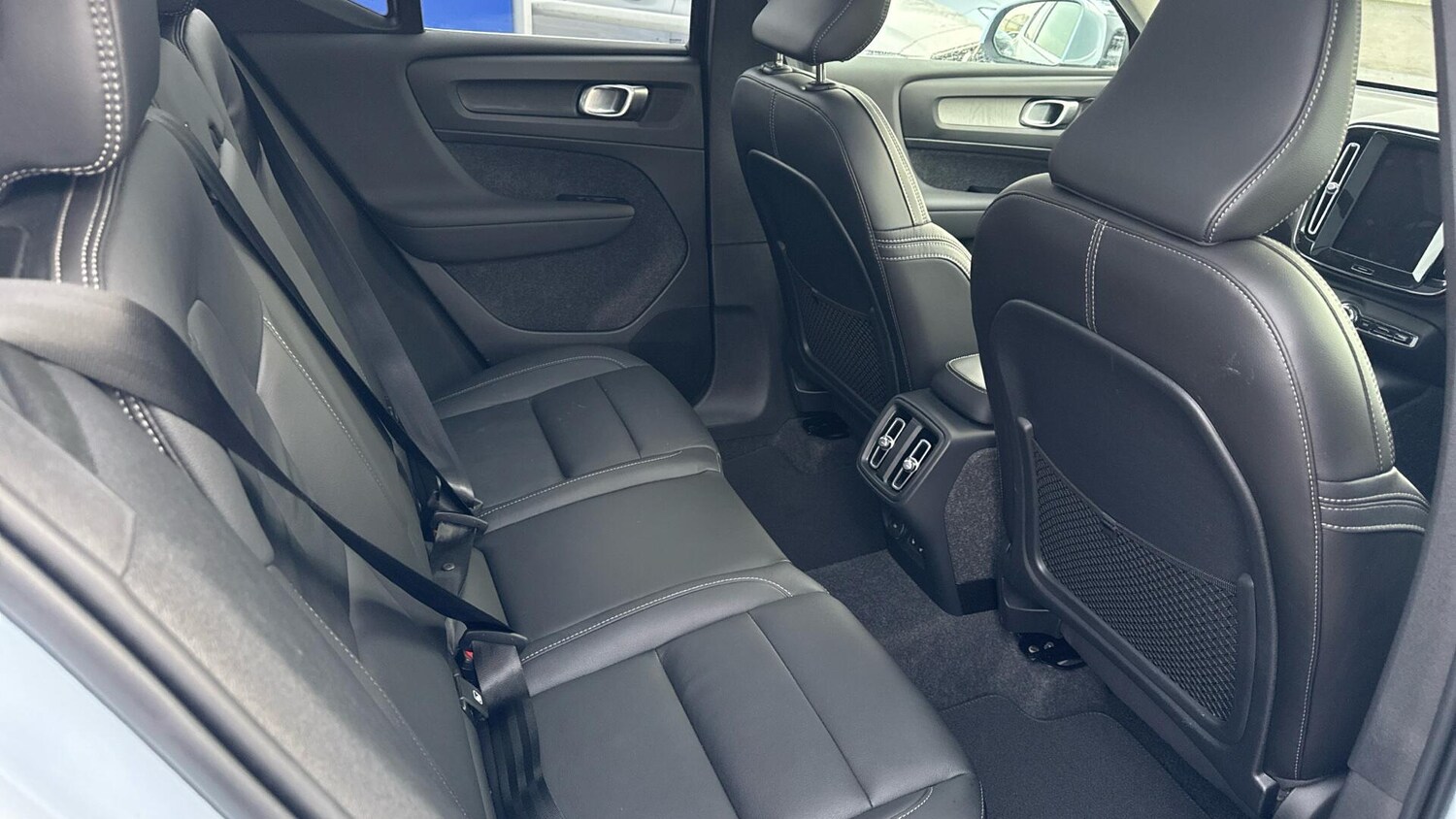 Used Volvo XC40 2025 for sale - 77970727: Photo 6