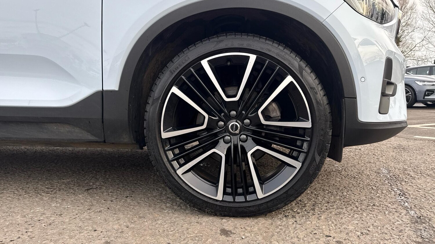 Used Volvo XC40 2025 for sale - 77970727: Photo 9